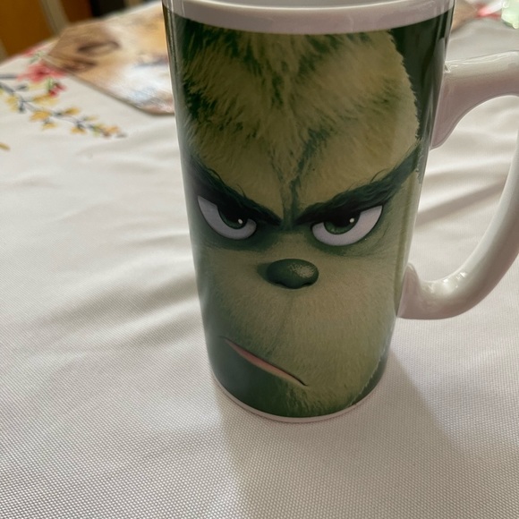 Dr. Seuss, the grinch coffee mug. Everyone’s favorite. - Picture 1 of 6